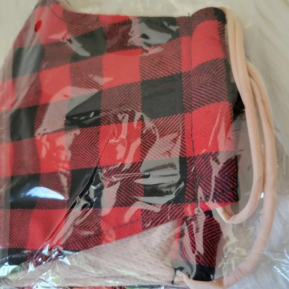 Red Checkered Face Mask